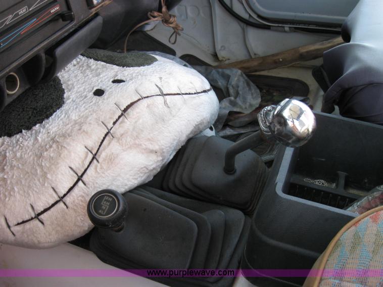 image for item 2172 1995 Jeep Wrangler