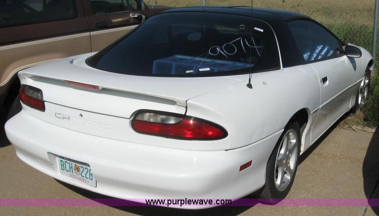 image for item 2173 1995 Chevrolet Camaro