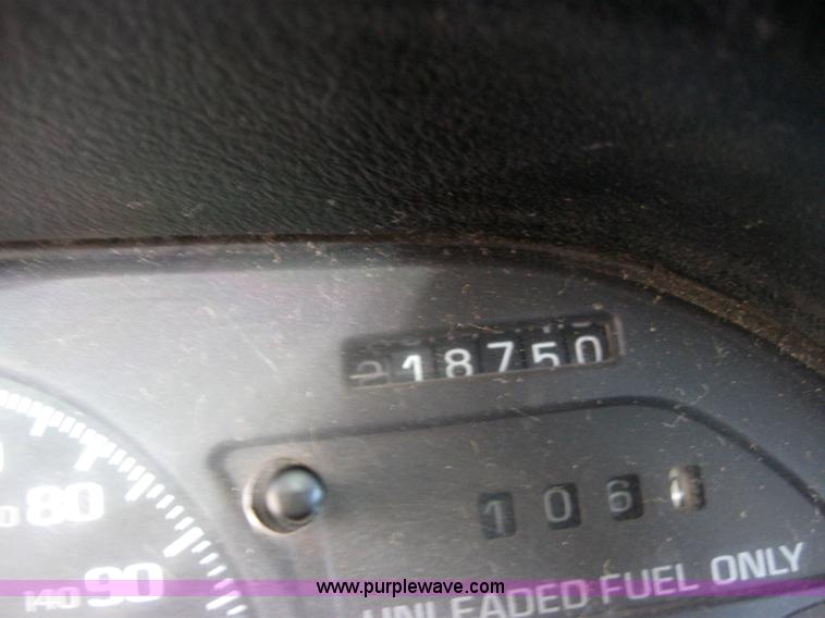 image for item 2173 1995 Chevrolet Camaro