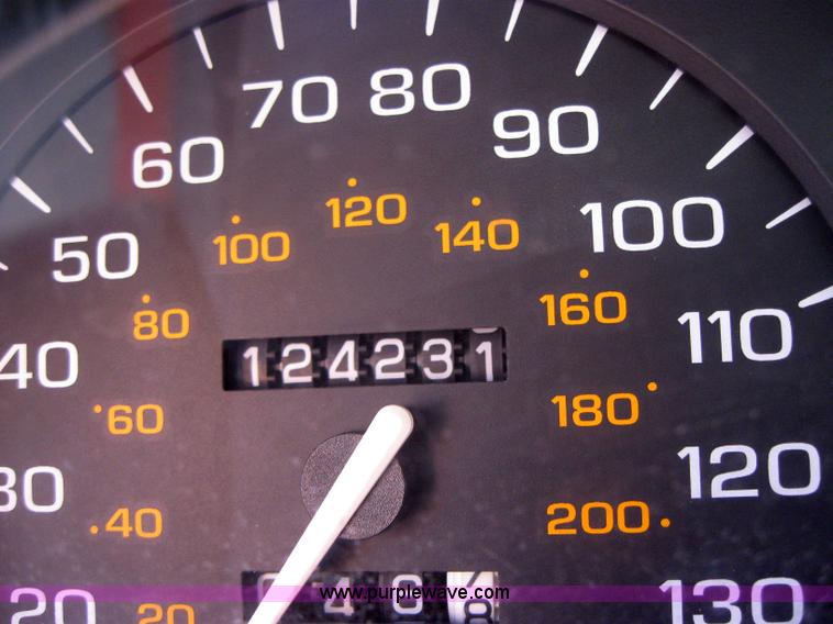 image for item 2177 1996 Saturn SC2