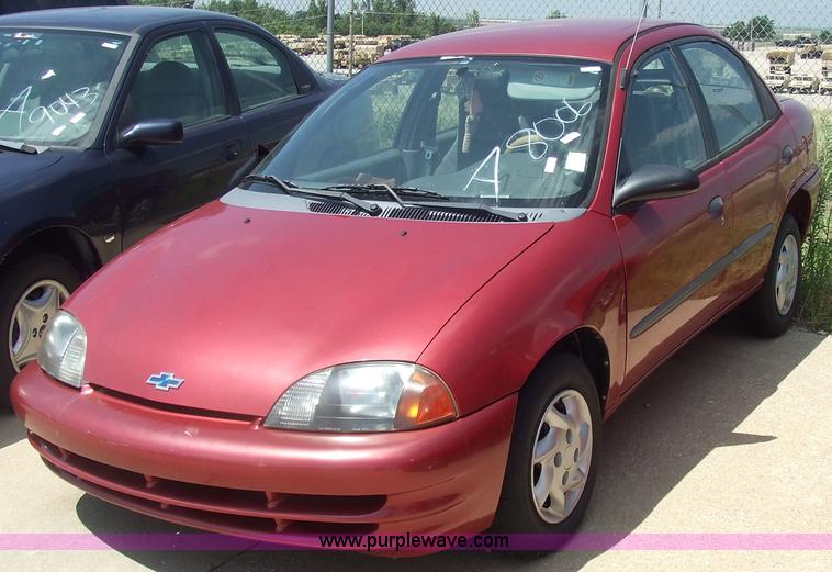 image for item 2183 2000 Chevrolet Metro LSI