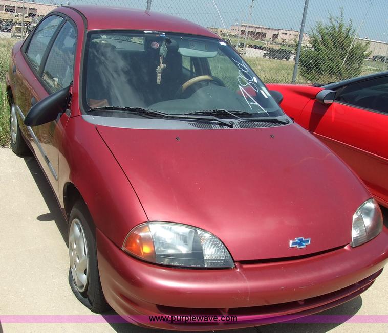 image for item 2183 2000 Chevrolet Metro LSI