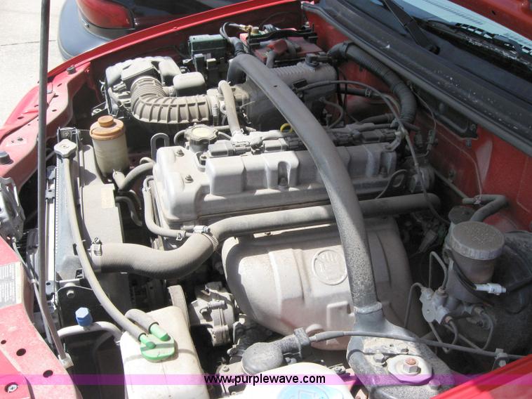 image for item 2185 2002 Chevrolet Tracker