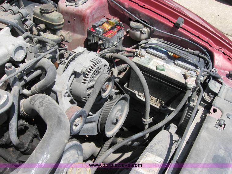 image for item 2187 2000 Ford Mustang