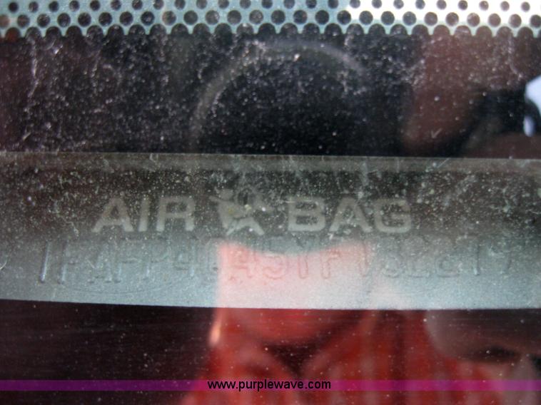 image for item 2187 2000 Ford Mustang