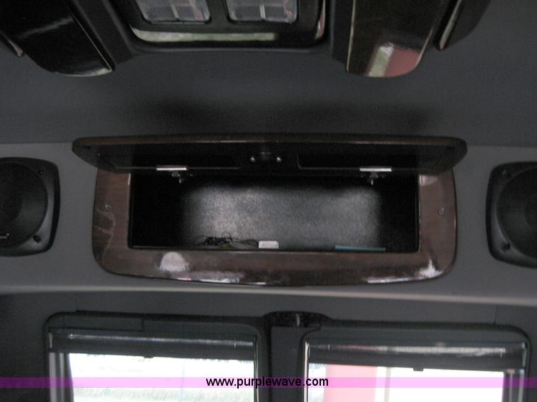image for item 2196 1998 Dodge Ram Van B1500