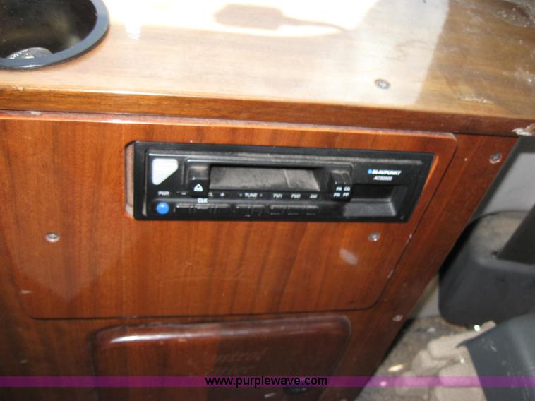 image for item 2196 1998 Dodge Ram Van B1500