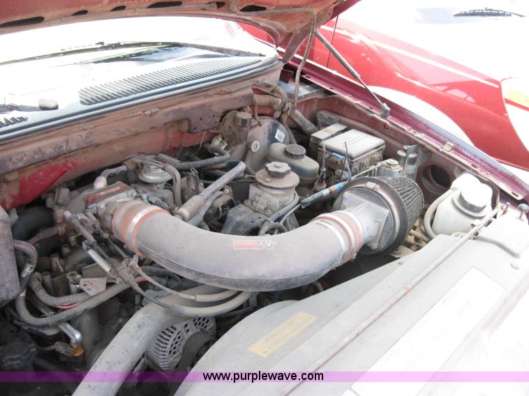 image for item 2199 1997 Ford F150 XLT