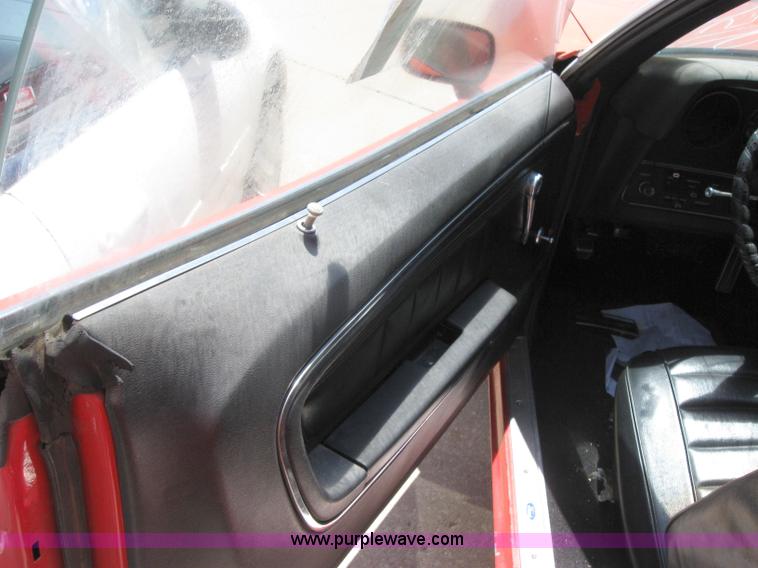 image for item 2201 1972 Ford Gran Torino