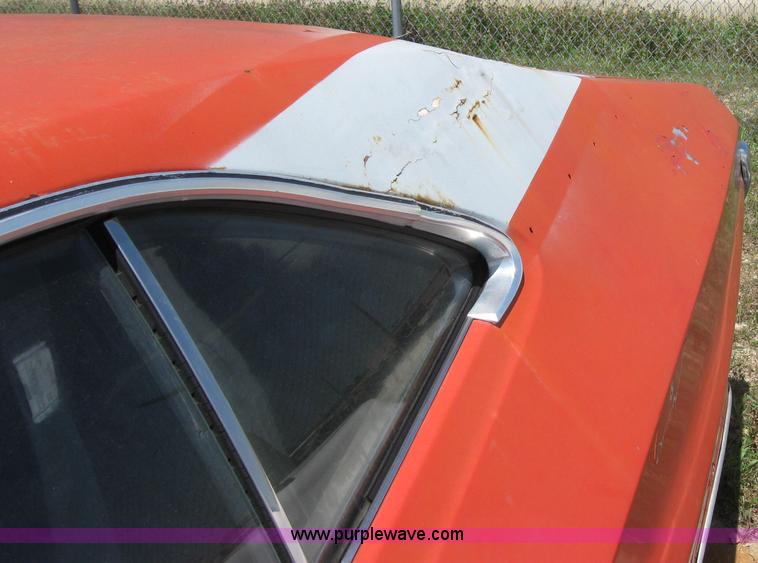 image for item 2201 1972 Ford Gran Torino