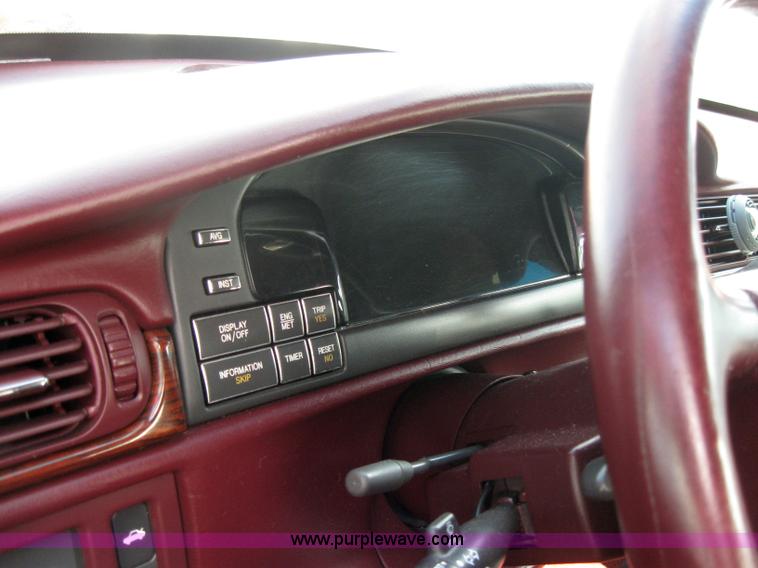 image for item 2210 1998 Cadillac Deville