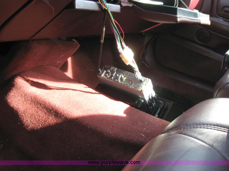 image for item 2210 1998 Cadillac Deville