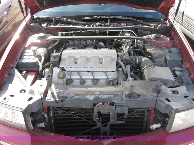 image for item 2210 1998 Cadillac Deville