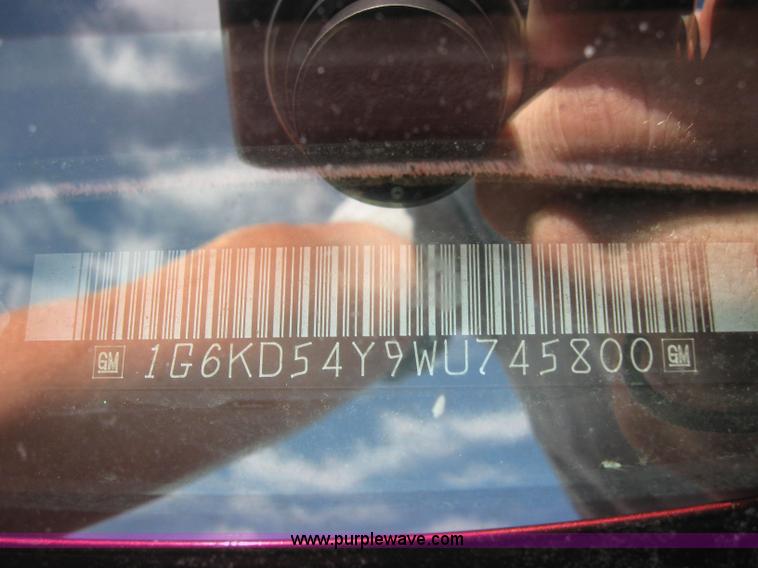 image for item 2210 1998 Cadillac Deville