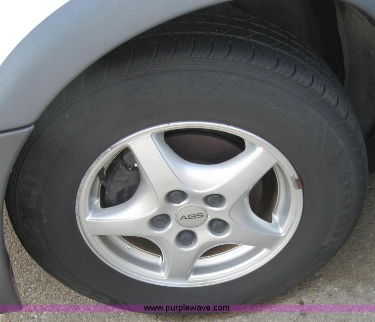 image for item 2217 1998 Pontiac Montana Transport