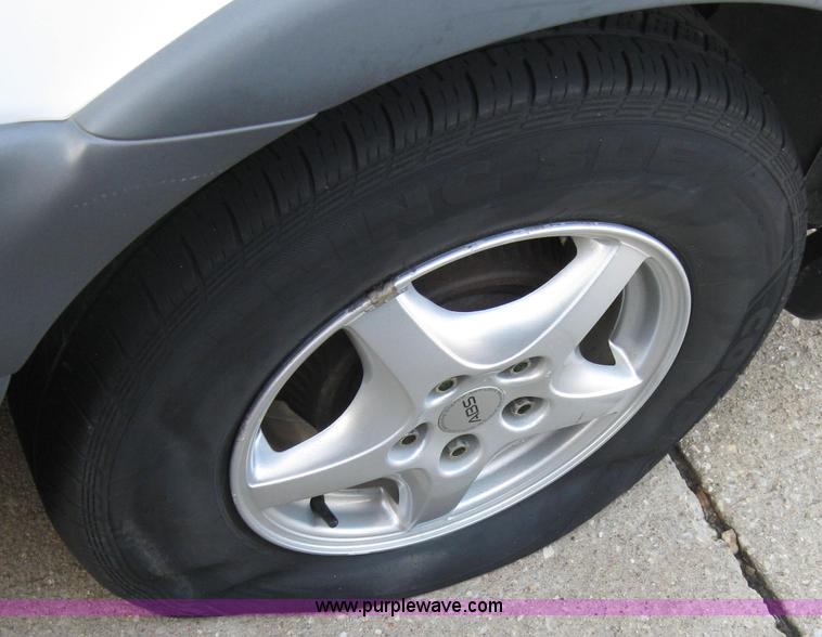 image for item 2217 1998 Pontiac Montana Transport