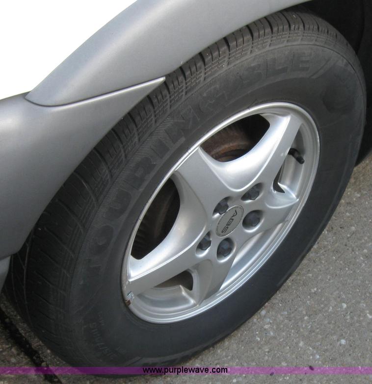 image for item 2217 1998 Pontiac Montana Transport