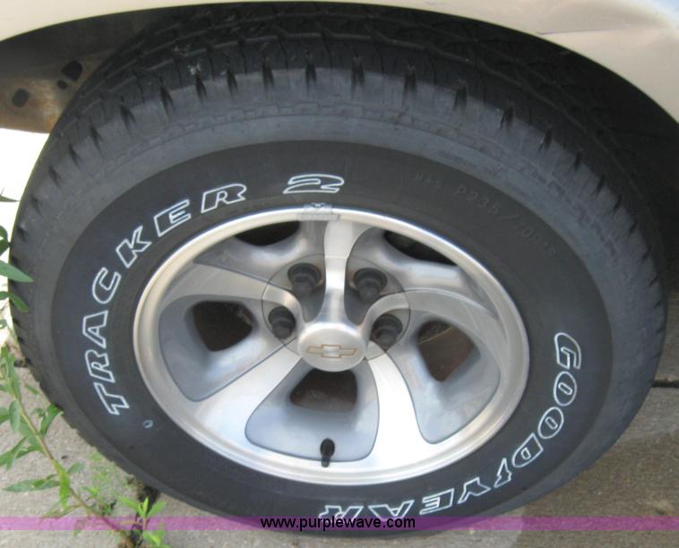 image for item 2219 2000 Chevrolet S10