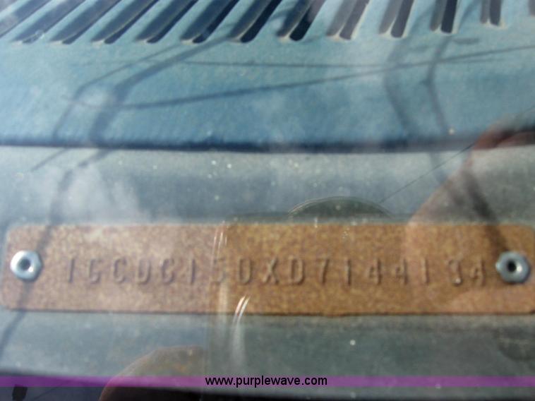 image for item 2220 1983 Chevrolet G10 van