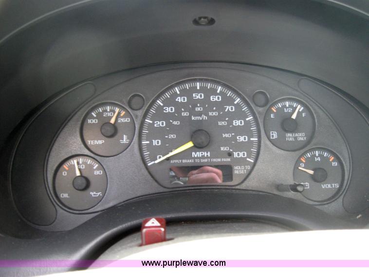 image for item 2221 1998 Chevrolet S10