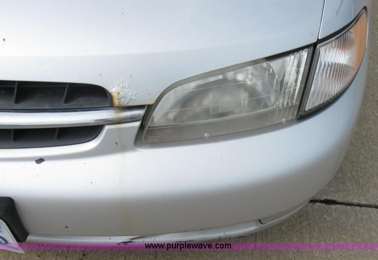 image for item 2225 1999 Nissan Altima