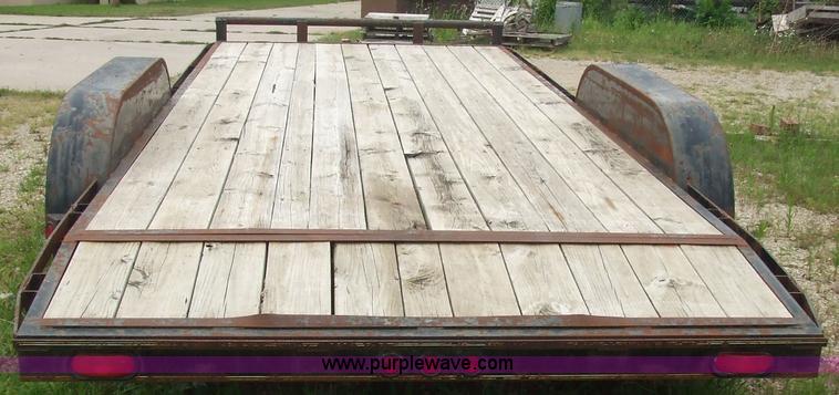 image for item 7028 Target 22' trailer