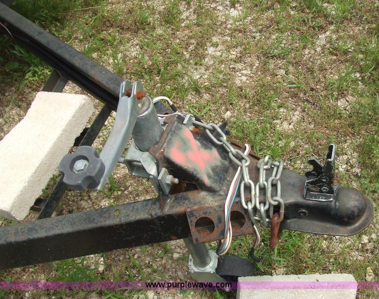 image for item 7029 Starcraft Starflyer pop up pull behind camper