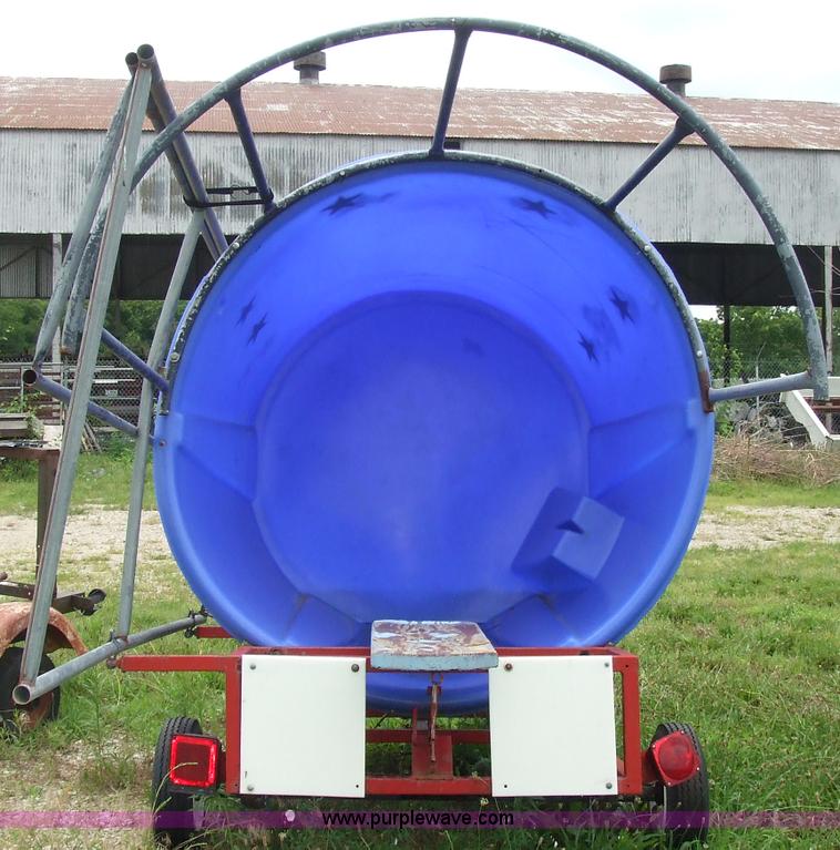 image for item 7031 Easy Dunker dunk tank with trailer