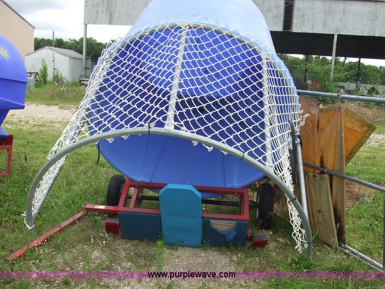image for item 7032 Easy Dunker dunk tank with trailer