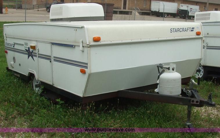 image for item 7034 Starcraft Starflyer pop up pull behind camper