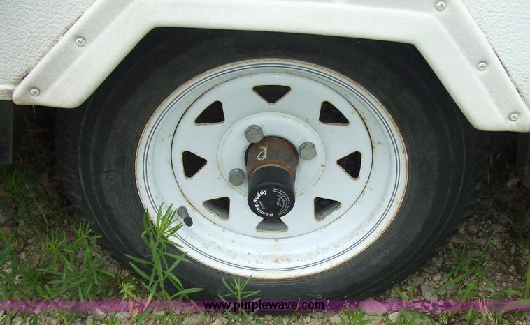 image for item 7034 Starcraft Starflyer pop up pull behind camper