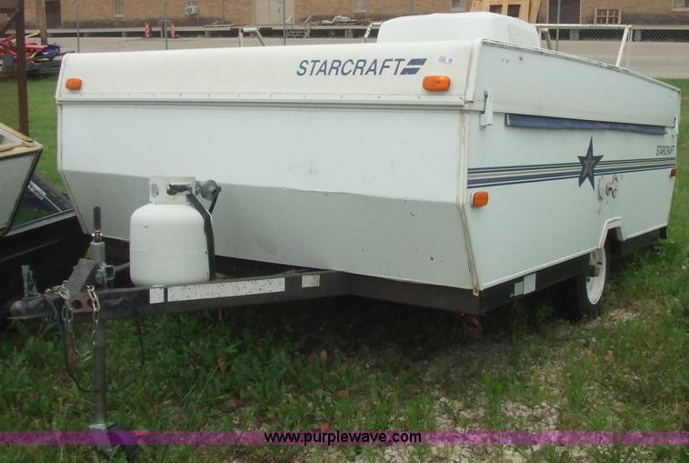 image for item 7035 Starcraft Starflyer pop up pull behind camper