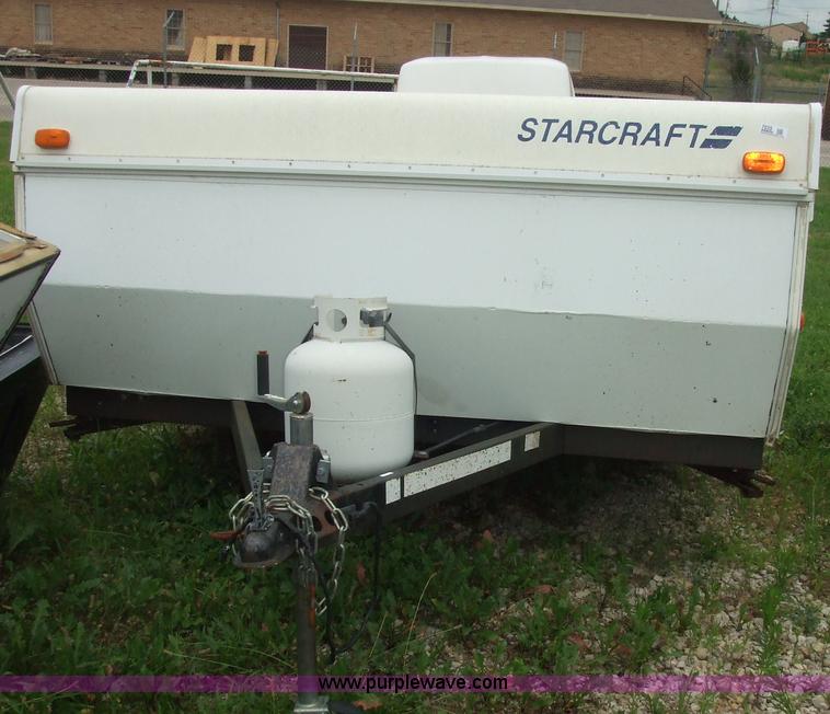 image for item 7035 Starcraft Starflyer pop up pull behind camper