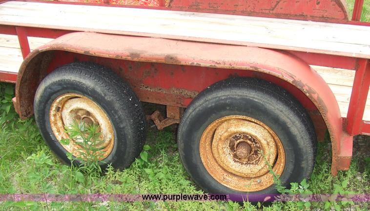 image for item 7037 1991 Texas Bragg 19'9" trailer