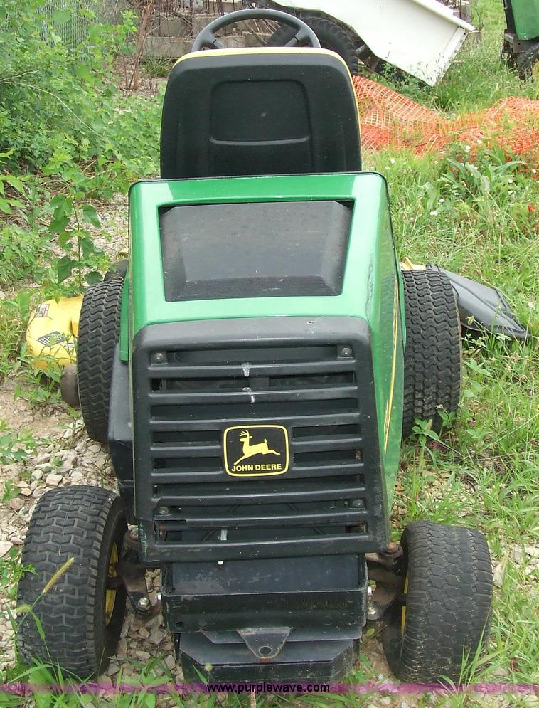 image for item 7039 John Deere F725 riding lawn mower
