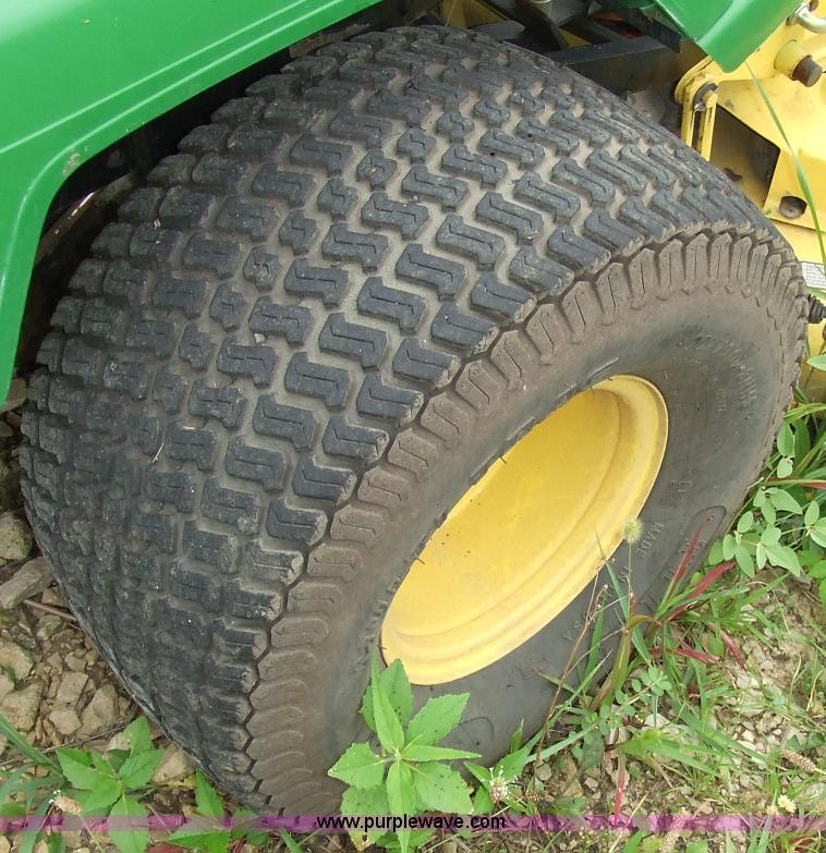 image for item 7039 John Deere F725 riding lawn mower