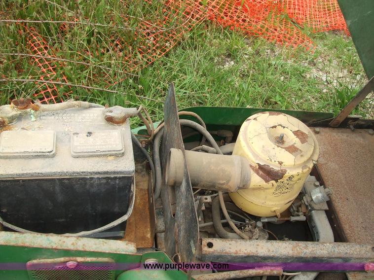 image for item 7040 John Deere 400 riding mower