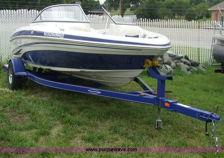 image for item 7048 Tahoe Q4 18' boat with trailer