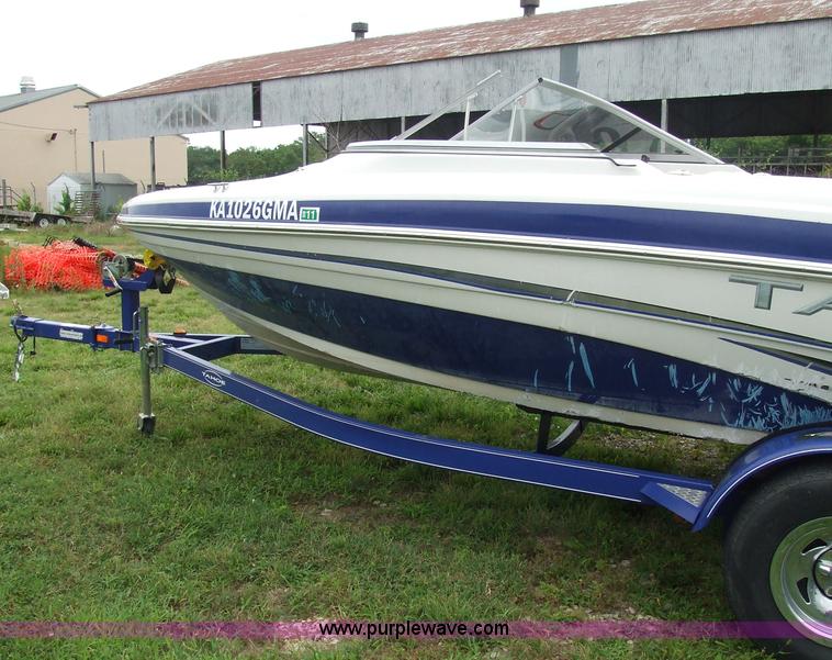 image for item 7048 Tahoe Q4 18' boat with trailer