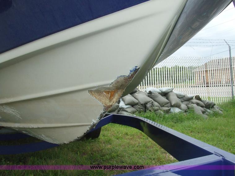 image for item 7048 Tahoe Q4 18' boat with trailer