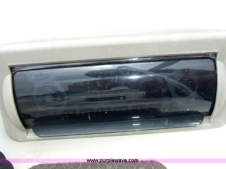 image for item 7048 Tahoe Q4 18' boat with trailer