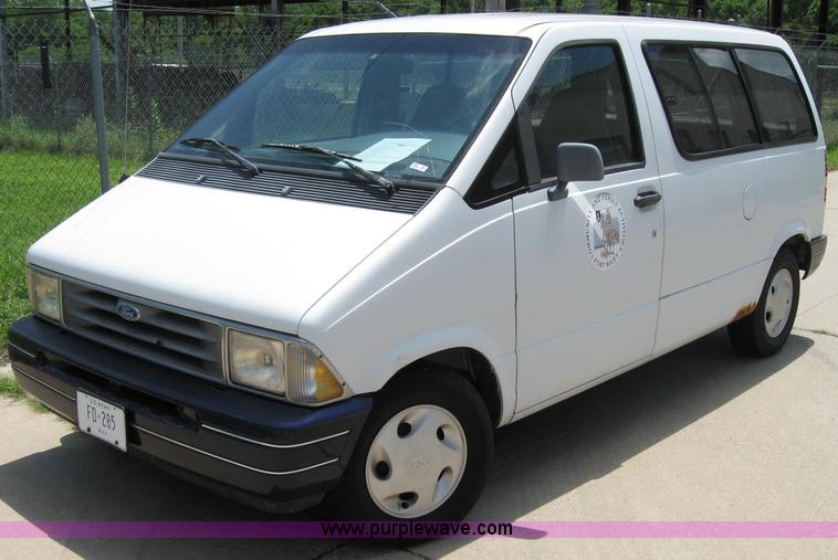 image for item 7062 1994 Ford Aerostar