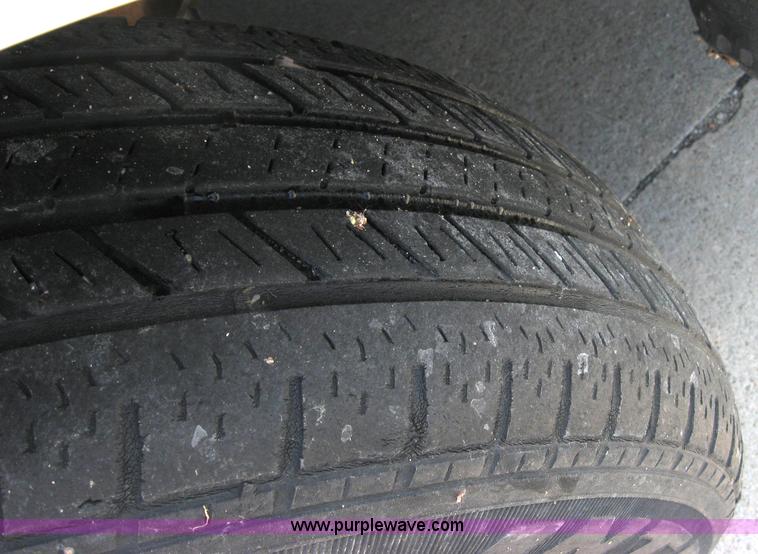 image for item 7062 1994 Ford Aerostar