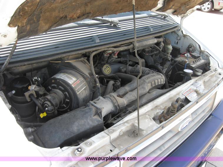 image for item 7062 1994 Ford Aerostar