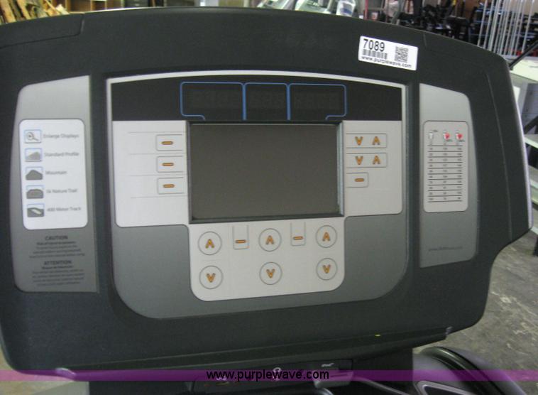 image for item 7089 Life fitness treadmill 95T