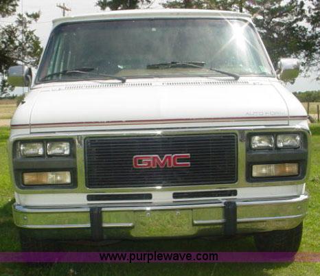 image for item 1000 1992 GMC Vandura G2500