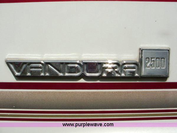 image for item 1000 1992 GMC Vandura G2500