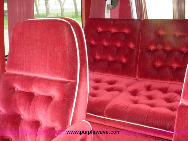 image for item 1000 1992 GMC Vandura G2500