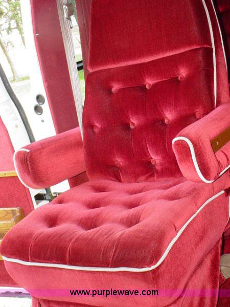 image for item 1000 1992 GMC Vandura G2500