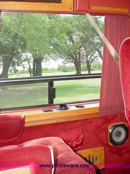 image for item 1000 1992 GMC Vandura G2500